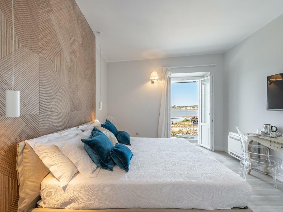 Aquamadre Suites Carloforte  Εξωτερικό φωτογραφία
